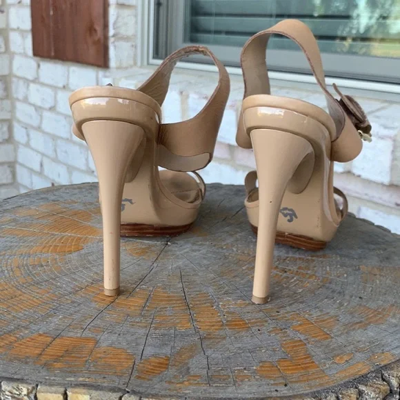 Badgley Mischka Mark and James nude heel SZ 9 - Picture 4 of 7